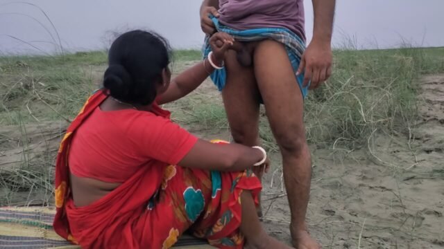 Dinajpuri best Desi Bengali Boudi in Red Saree Fucked at Outdoor Fucked My Bengali Boudi Very hot – Most Perfect Bengali Boudi